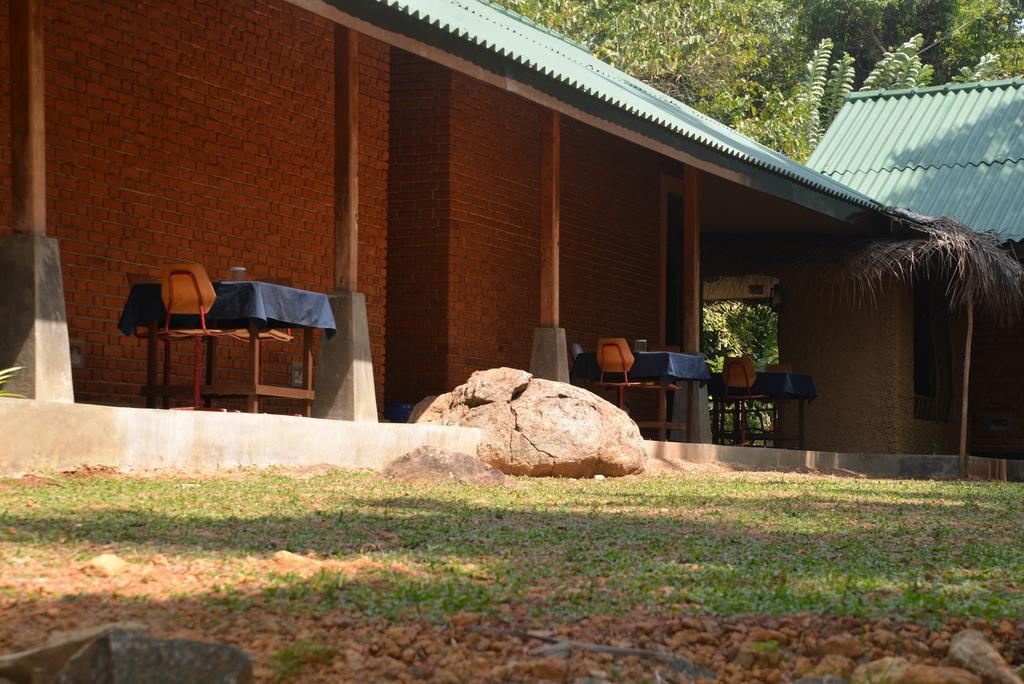 Jungle Beach Hostel อูนาวาตูนา ภายนอก รูปภาพ