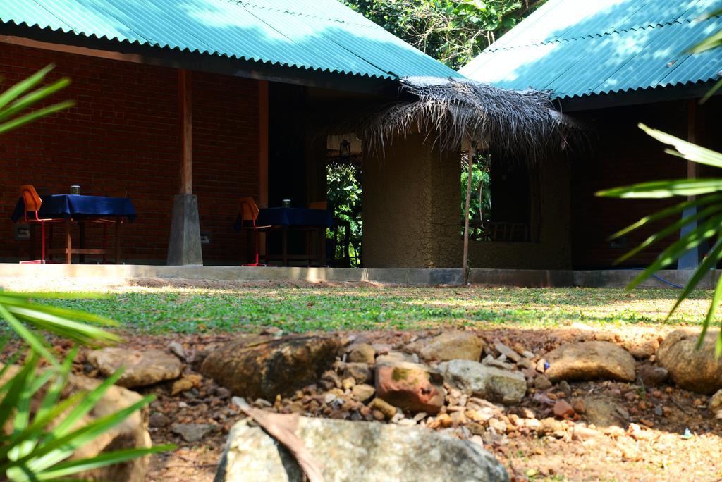 Jungle Beach Hostel อูนาวาตูนา ภายนอก รูปภาพ