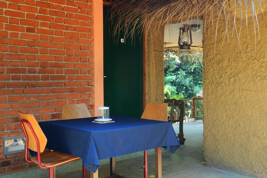 Jungle Beach Hostel อูนาวาตูนา ภายนอก รูปภาพ
