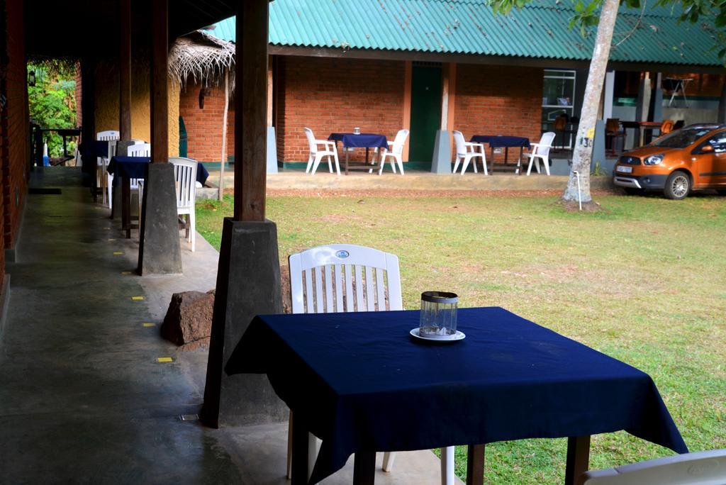 Jungle Beach Hostel อูนาวาตูนา ภายนอก รูปภาพ